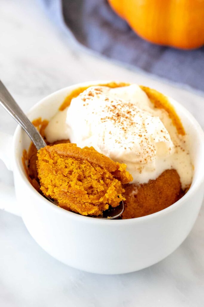 pumpkin spice mug cake